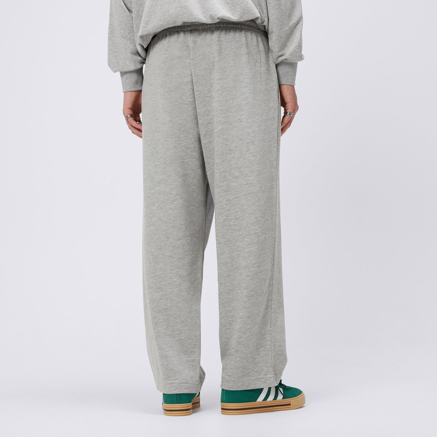 Spodnie dresowe męskie ADIDAS SPODNIE M WIDE PANT FT jf3606 kolor szary