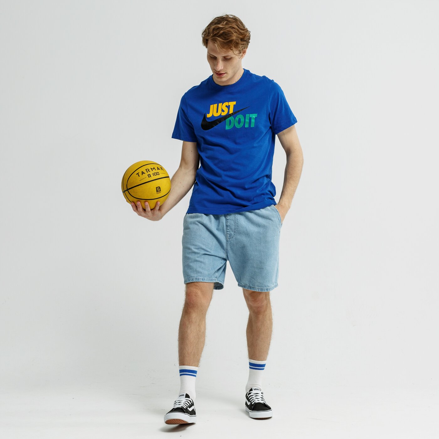 Koszulka męska NIKE T-SHIRT SS M NSW JUST DO IT SWOOSH ar5006-438 kolor niebieski