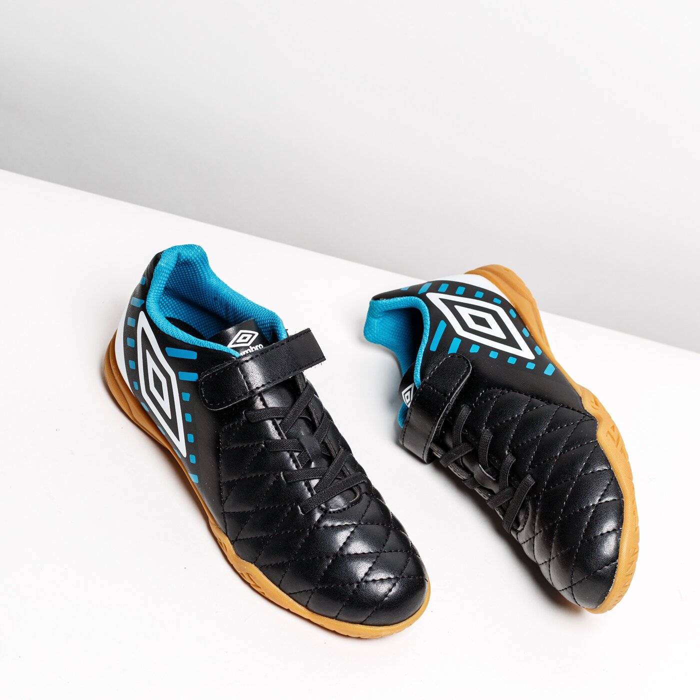 Buty piłkarskie dla dzieci UMBRO MEDUSÆ II LEAGUE IC - VE - JNR  81387ufyt kolor czarny