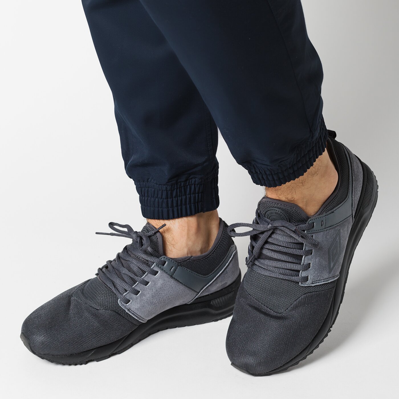 Buty sportowe męskie UMBRO FORTA ummd118023 kolor szary