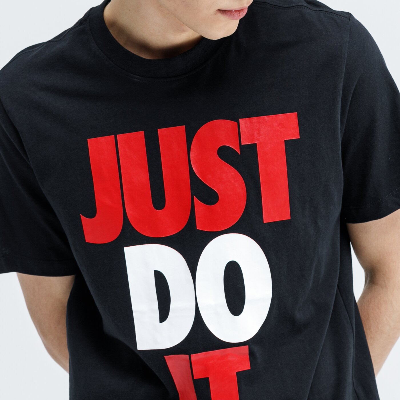 Koszulka męska NIKE T-SHIRT M NSW SNKR CLTR 7 ck2309-010 kolor czarny