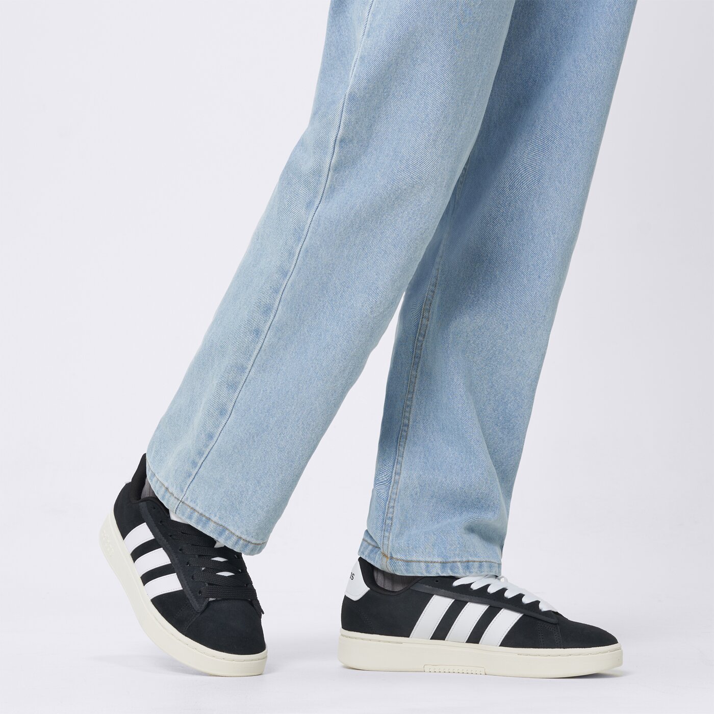 Buty sportowe męskie ADIDAS GRAND COURT ALPHA 00S jh7235 kolor czarny