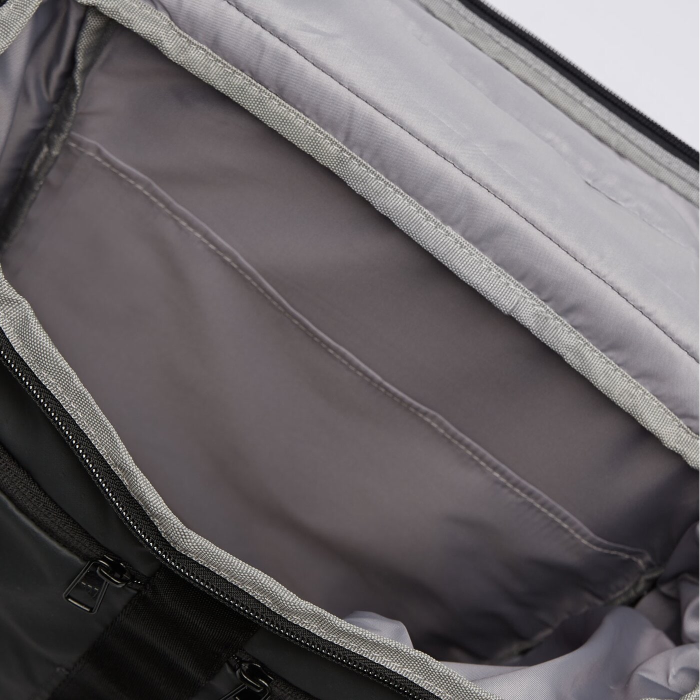 Plecak damski ADIDAS PLECAK HYBRID BP1 it4591 kolor czarny