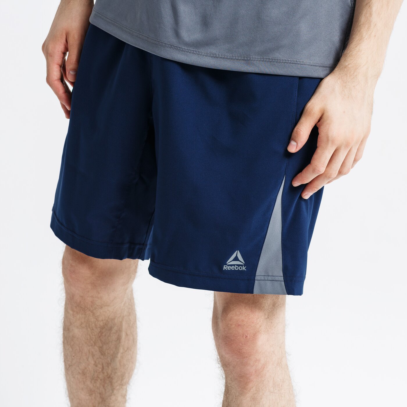 Spodenki męskie REEBOK SZORTY WOR WOVEN du2174 kolor granatowy