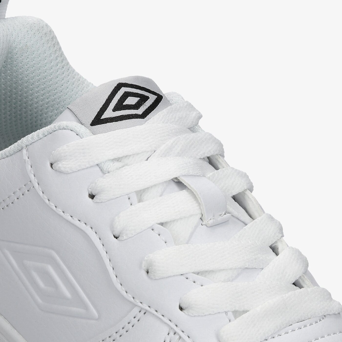 Buty sportowe męskie UMBRO GRAND umml120102 kolor biały