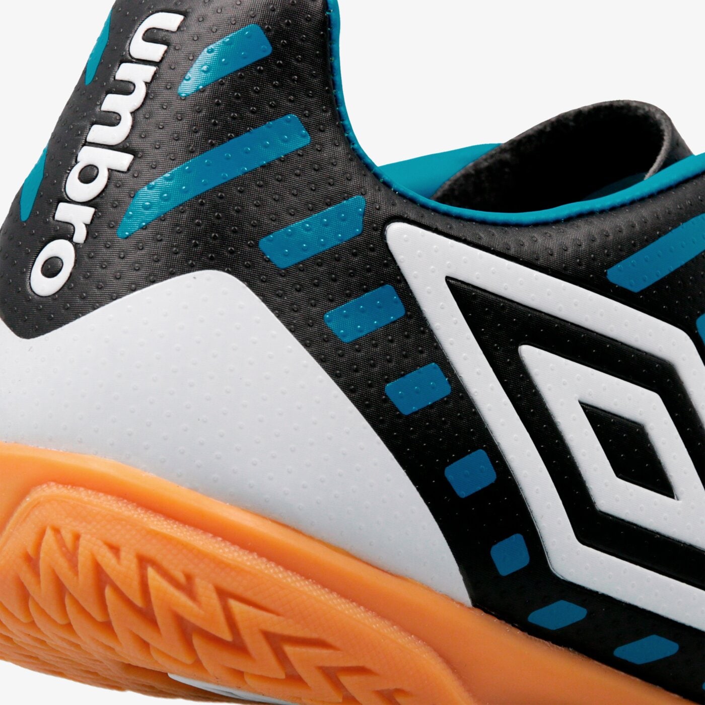 Buty piłkarskie męskie UMBRO MEDUSÆ II CLUB IC 81297ufyt kolor czarny