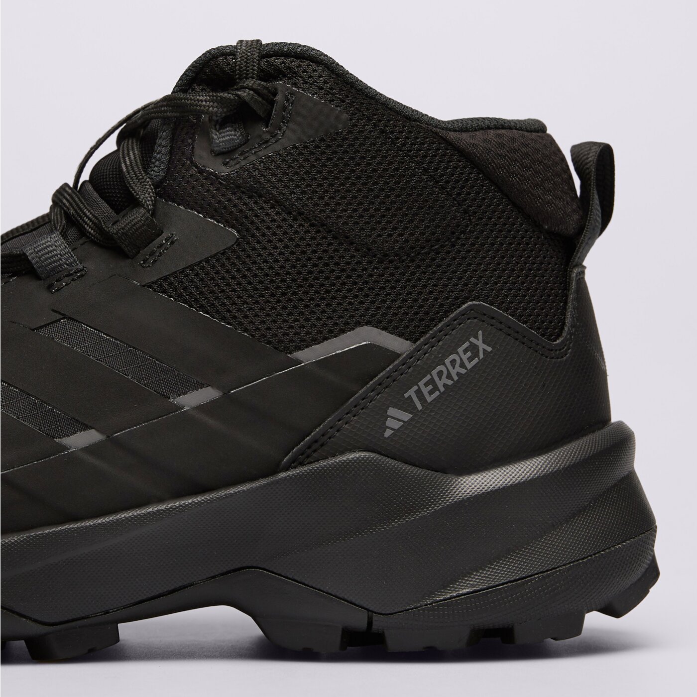 Buty outdoor męskie ADIDAS TERREX SKYCHASER AX5 MID GTX jq2207 kolor czarny