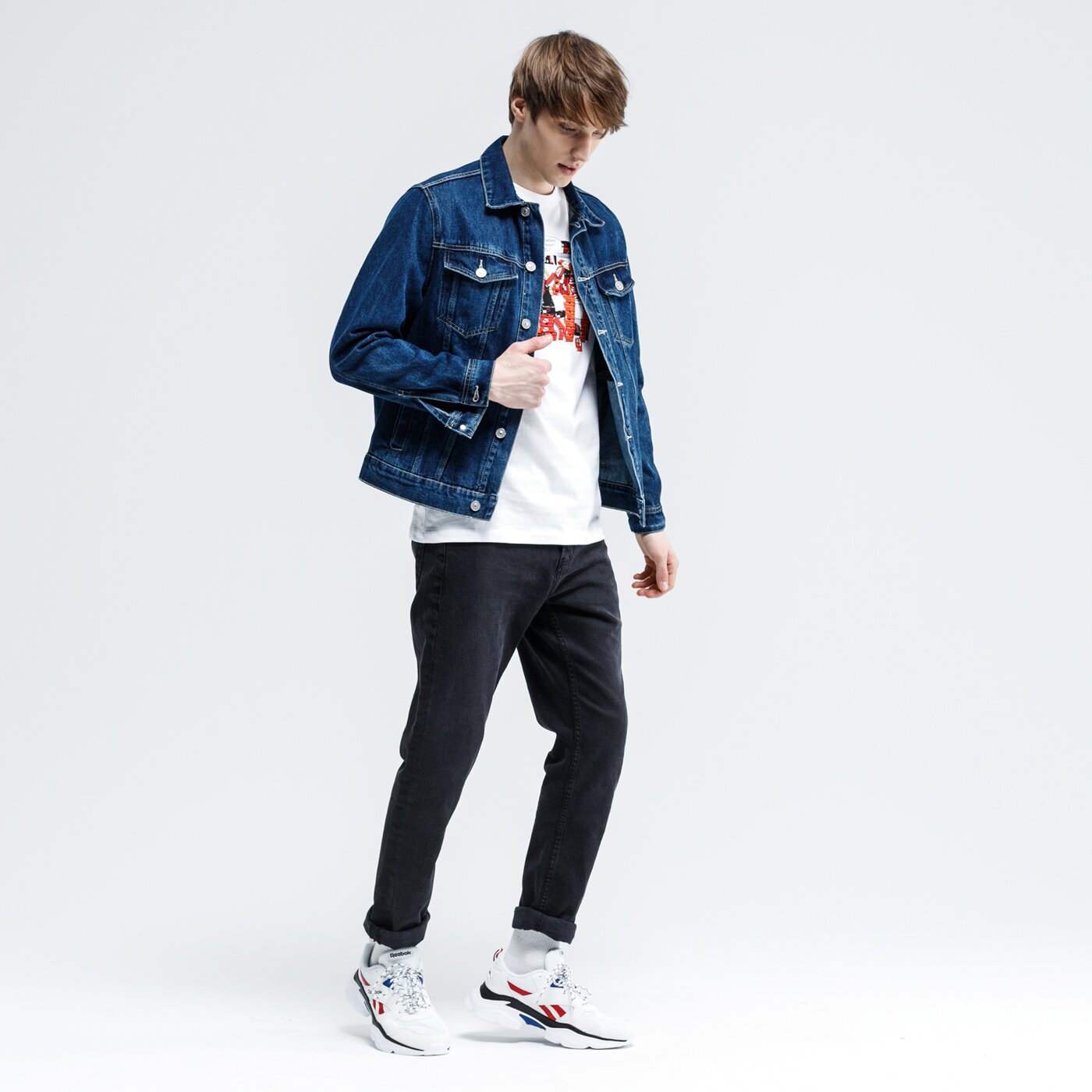 Koszulka męska NIKE T-SHIRT M NSW SNKR CLTR 4 ck2661-100 kolor biały