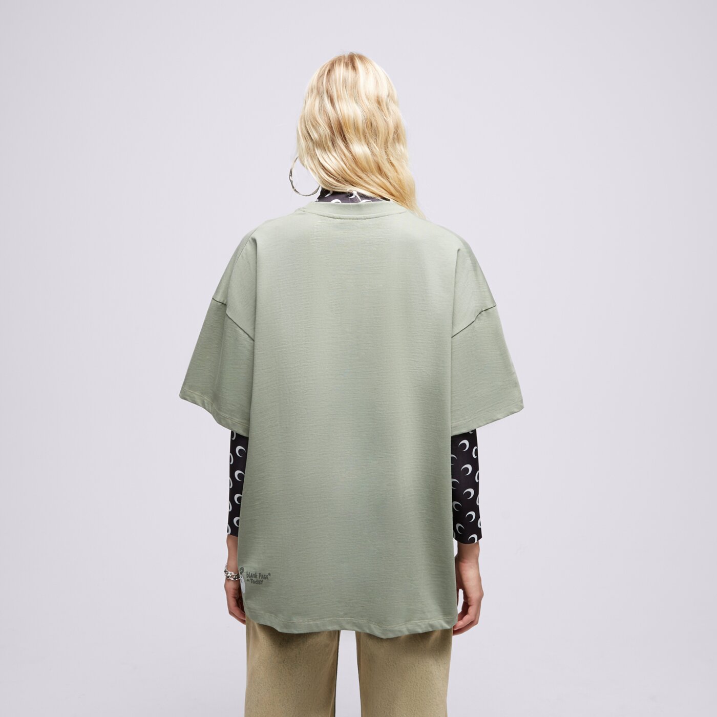 S.NOW JOB SIZEER T SHIRT “BLANK PAGE”-OLIVE si123tsu50003 kolor zielony