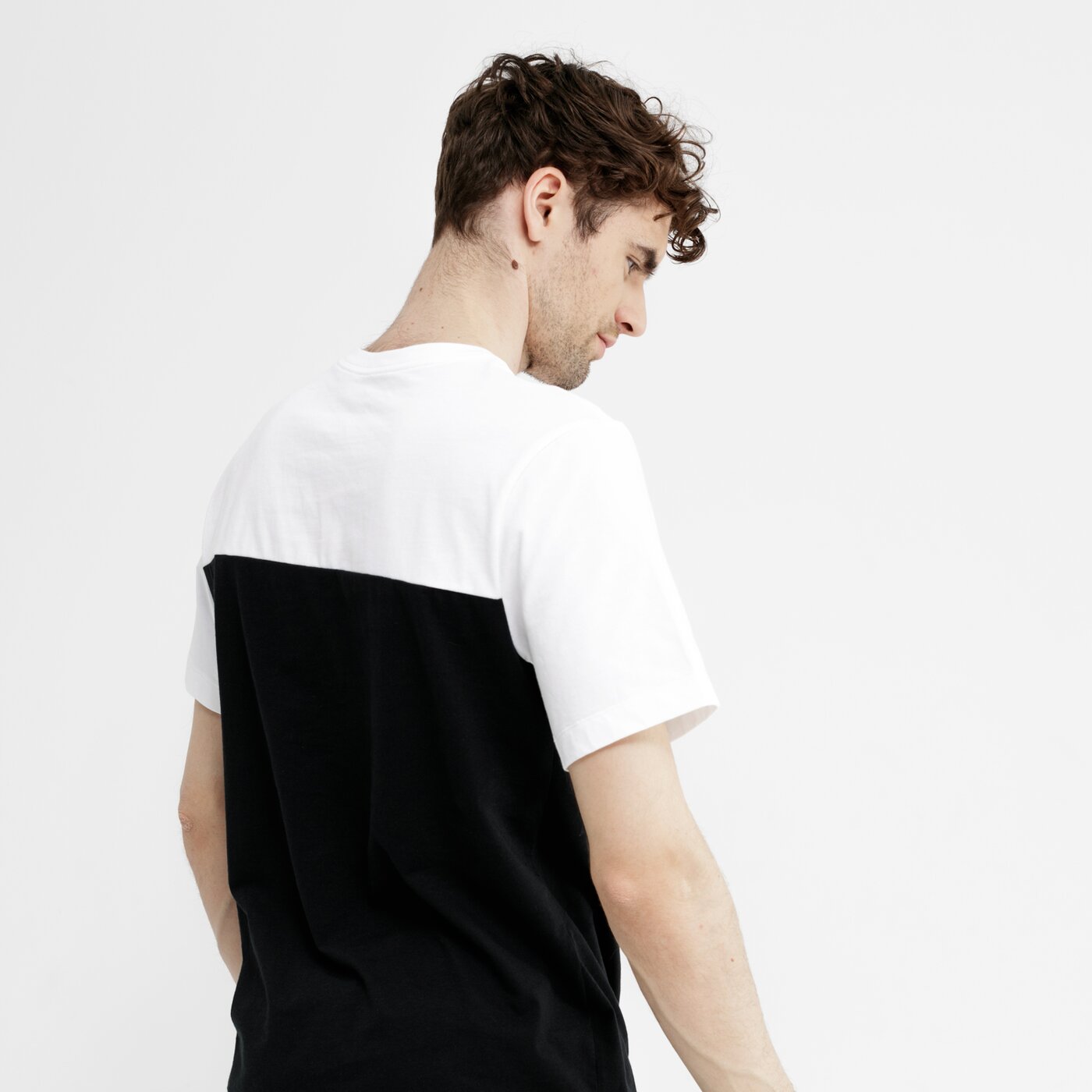 Koszulka męska NIKE T-SHIRT SS M NSW CLUB - WR ar5501010 kolor biały