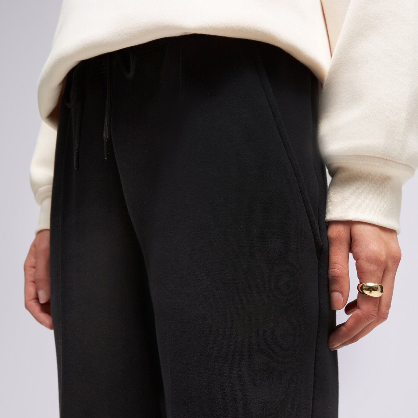Spodnie dresowe damskie NIKE SPODNIE W NSW TECH FLEECE JOGGER fb8330-010 kolor czarny