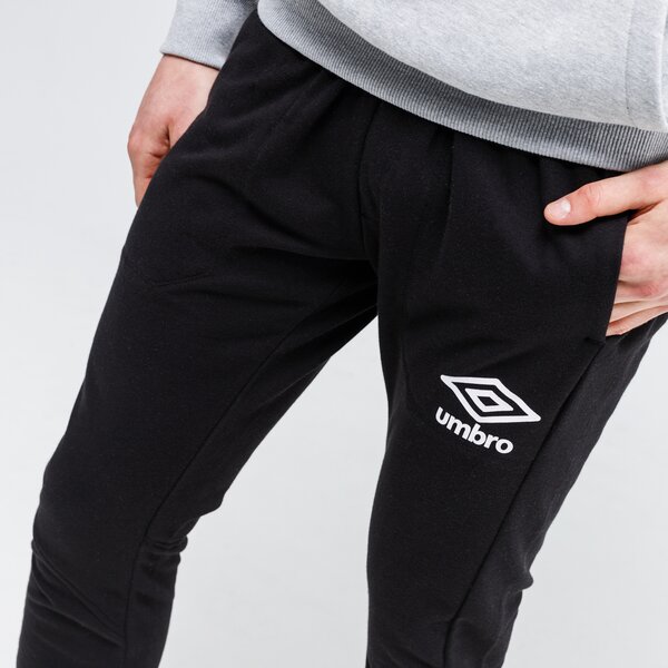 Spodnie dresowe męskie UMBRO SPODNIE SLIM FIT FLEECE 65677u-060 kolor czarny