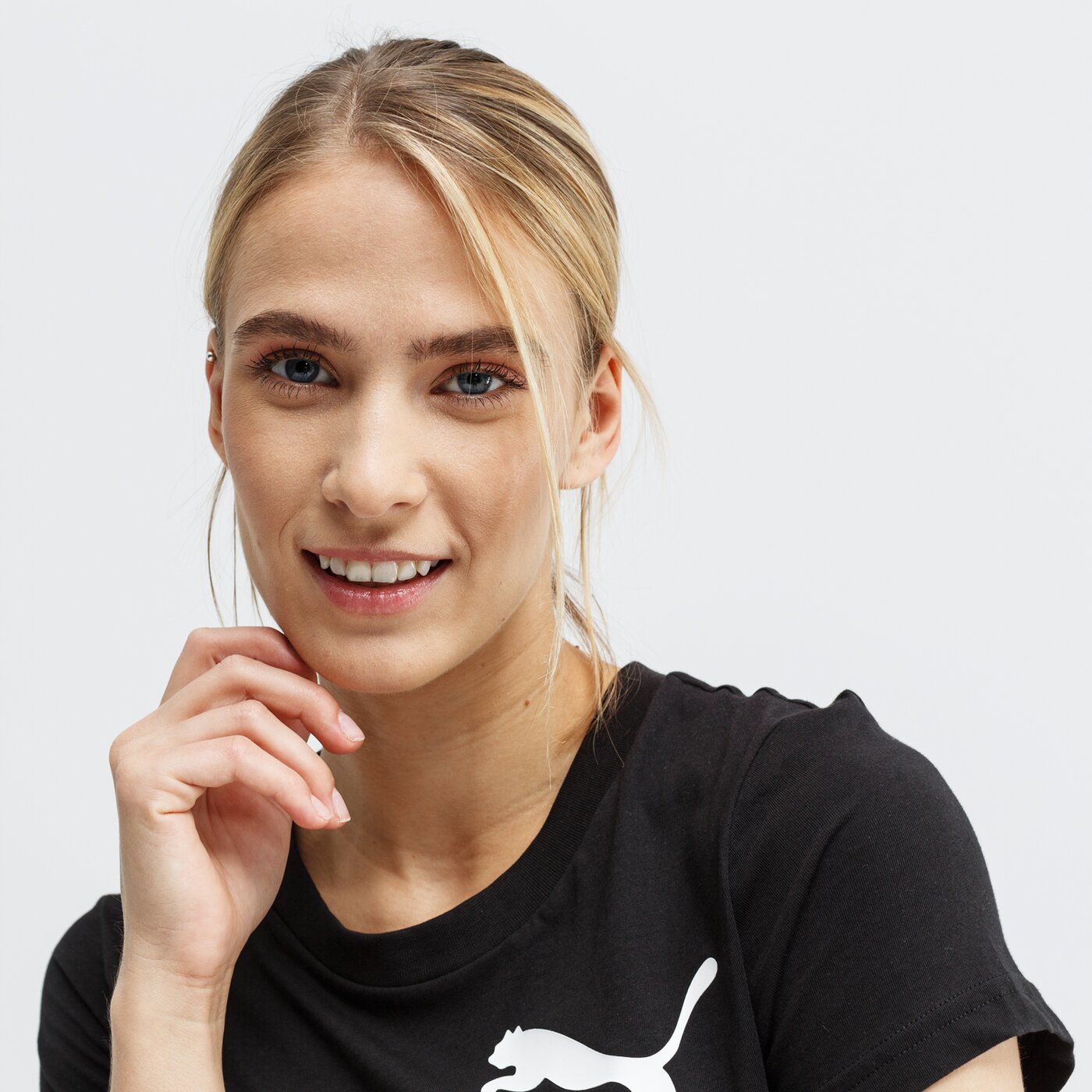 Koszulka damska PUMA T-SHIRT SS AMPLIFIED 58046601 kolor czarny