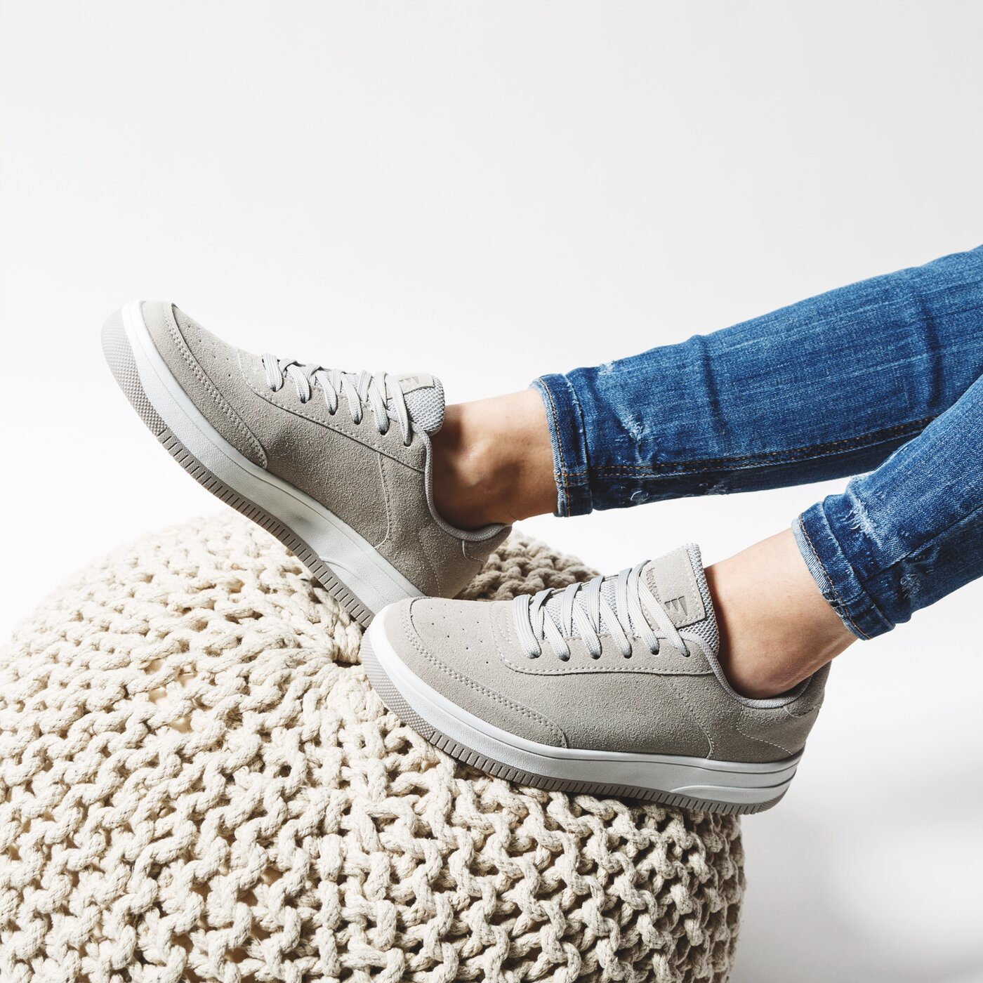 Buty sportowe damskie FEEWEAR OSTIS fwwd119003 kolor szary