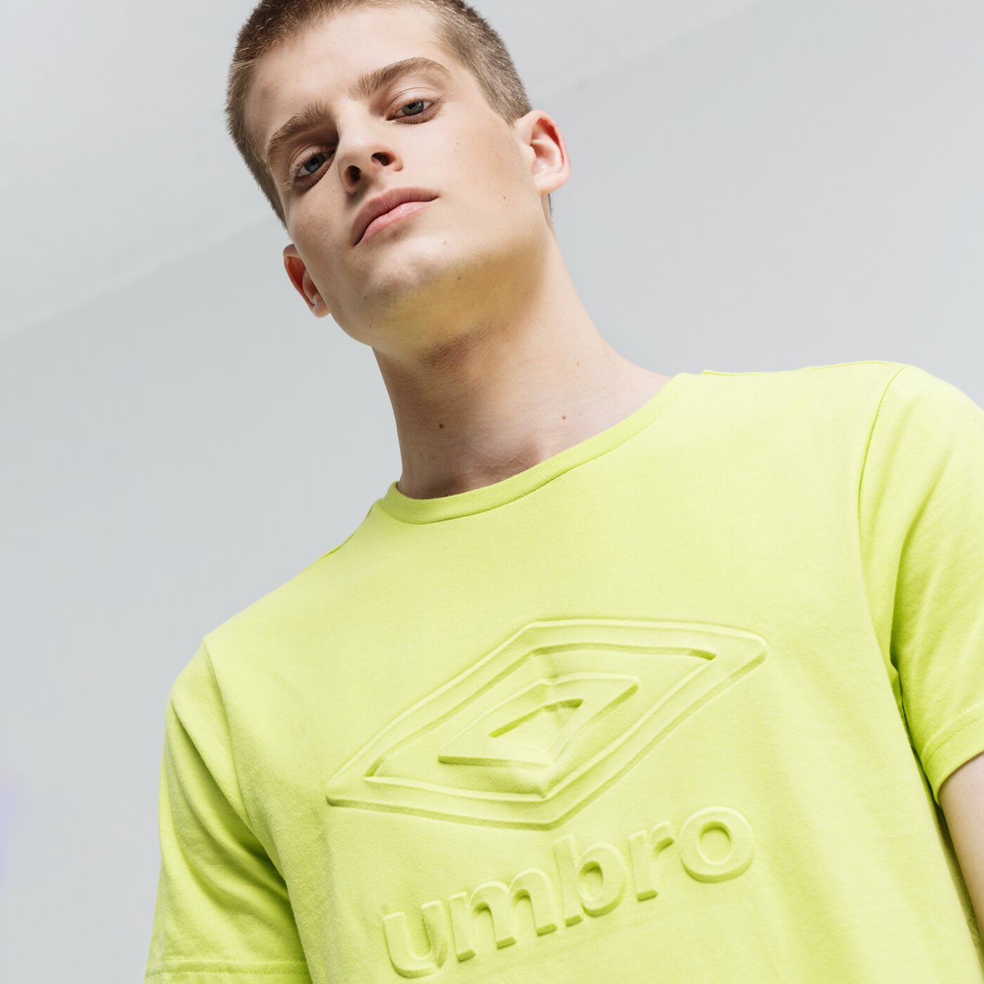 Koszulka męska UMBRO T-SHIRT SEAN ul39tsm24004 kolor żółty