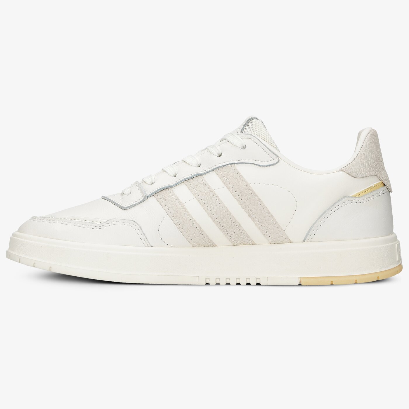 Buty sportowe damskie ADIDAS COURTMASTER fw2900 kolor beżowy