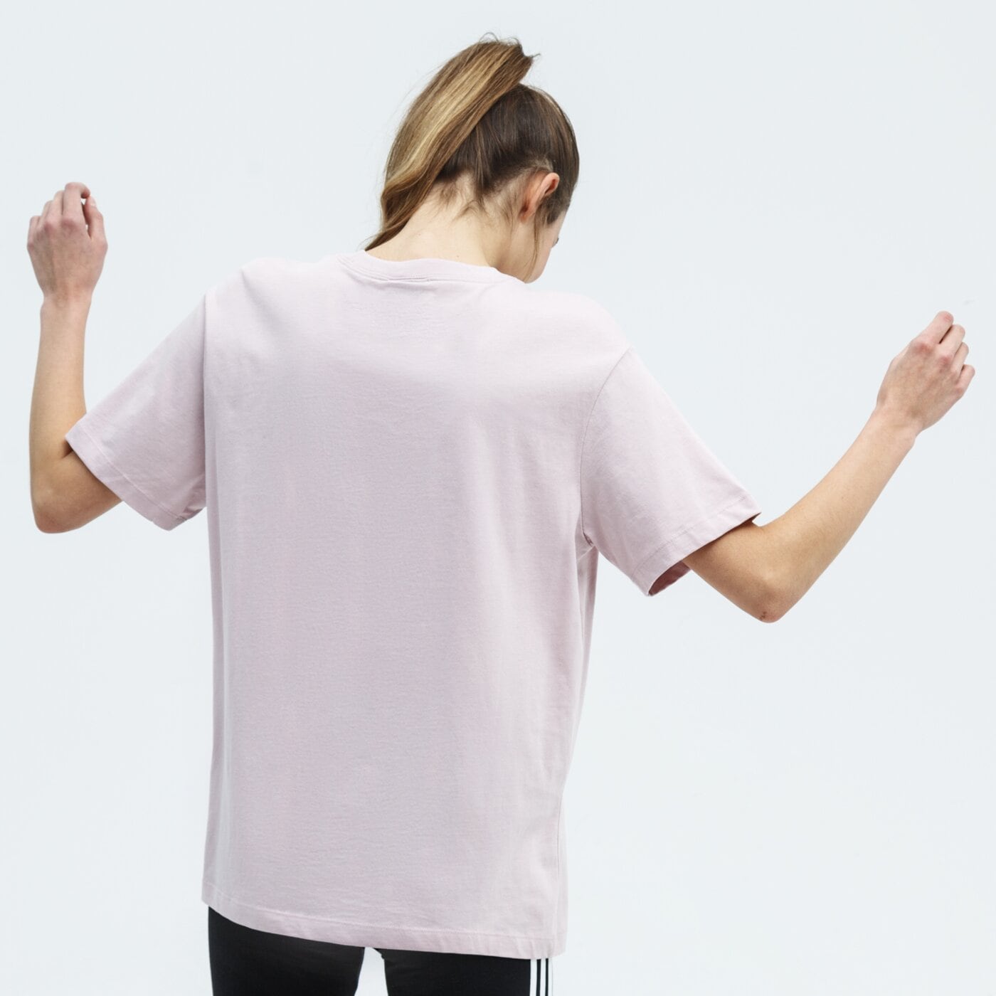 NIKE T-SHIRT W NSW ESSNTL TOP SS BF (DH4255-645) Damskie | cena 79,99 PLN, kolor szary 