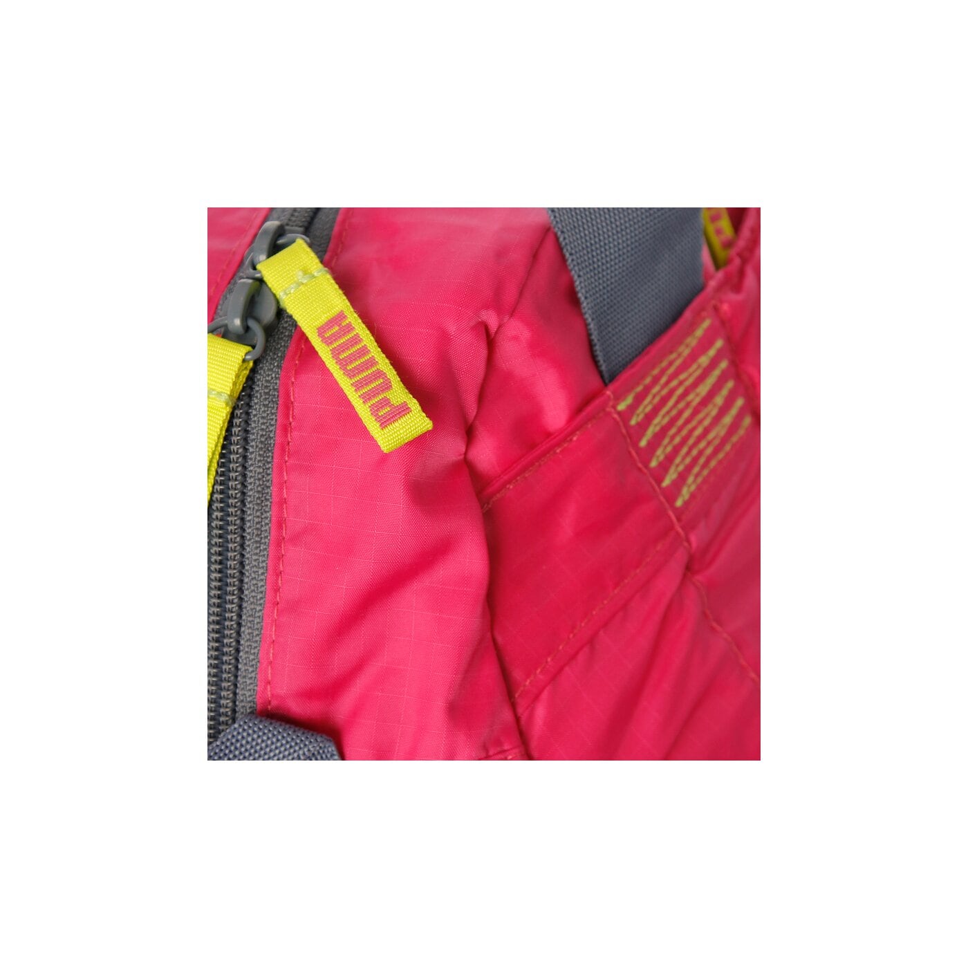 Torba sportowa damska PUMA TORBA FITNESS SMALL  WORKOUT BAG 6989702 kolor różowy