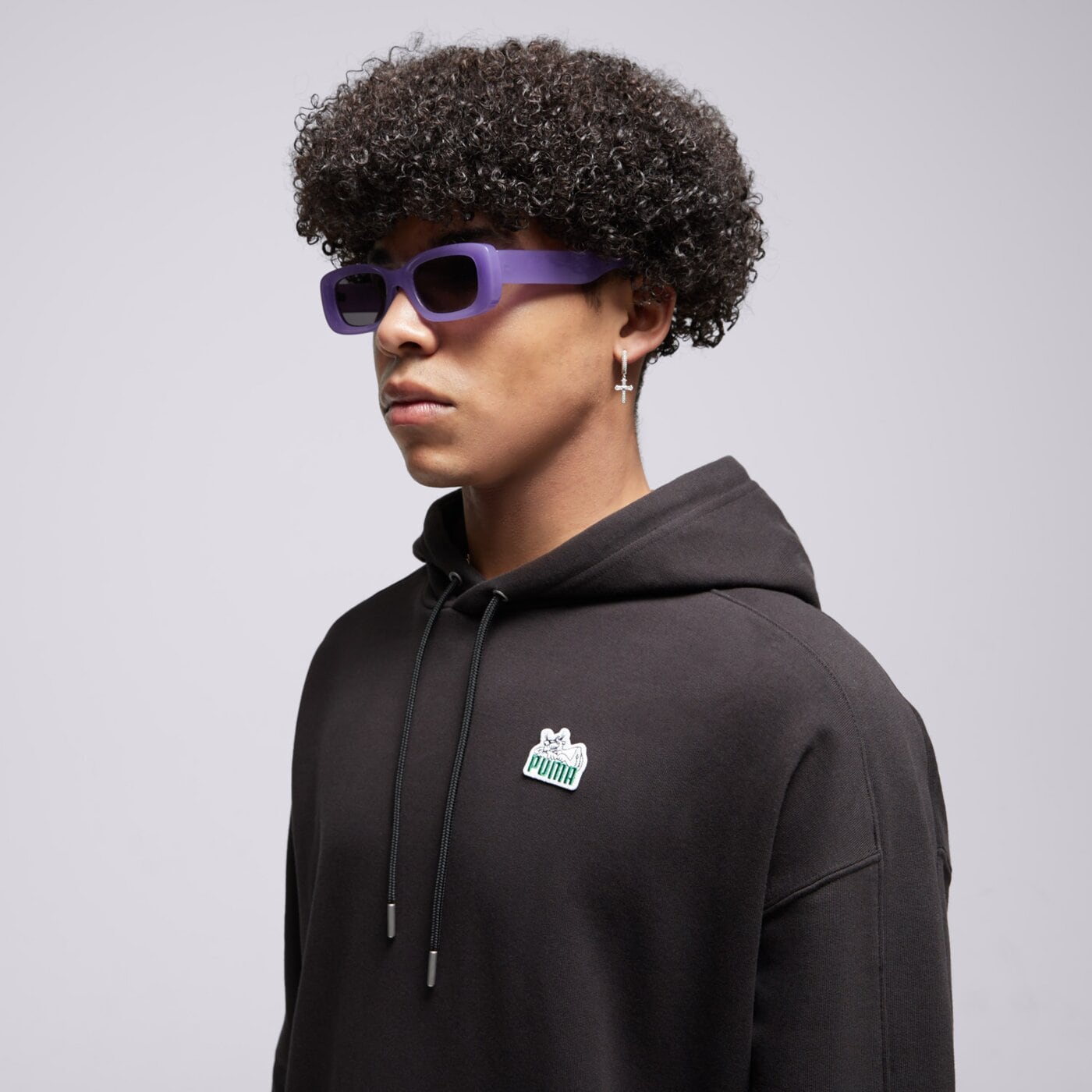 Bluza męska PUMA BLUZA Z KAPTUREM FOR THE FANBASE SUPER PUMA 62503601 kolor czarny