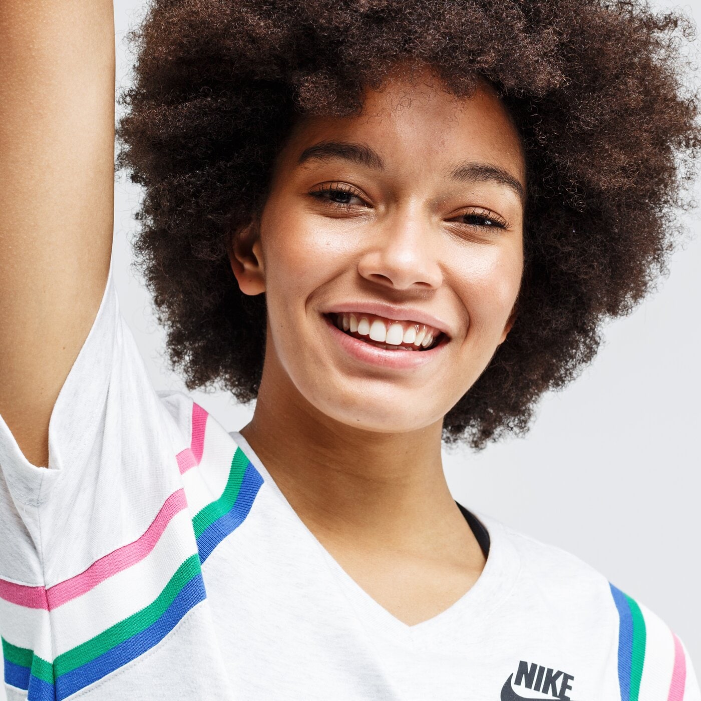 Koszulka damska NIKE T-SHIRT NSHRTG cu5885-051 kolor szary