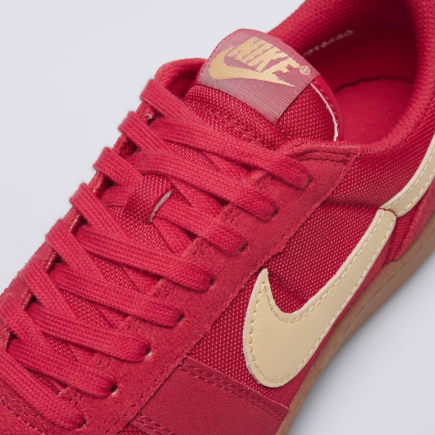 Buty sportowe męskie NIKE FIELD GENERAL hf3165-601 kolor czerwony