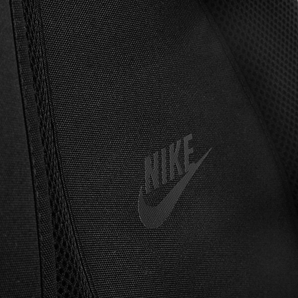 Plecak damski NIKE PLECAK CHEYENNE 2000 CLASSIC ba3247007 kolor czarny