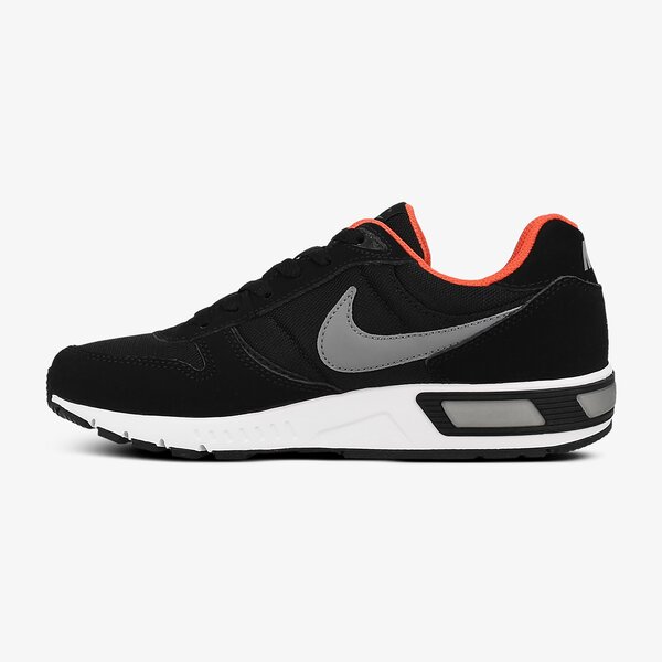 Buty dziecięce NIKE NIGHTGAZER (GS)  705477-011 kolor czarny