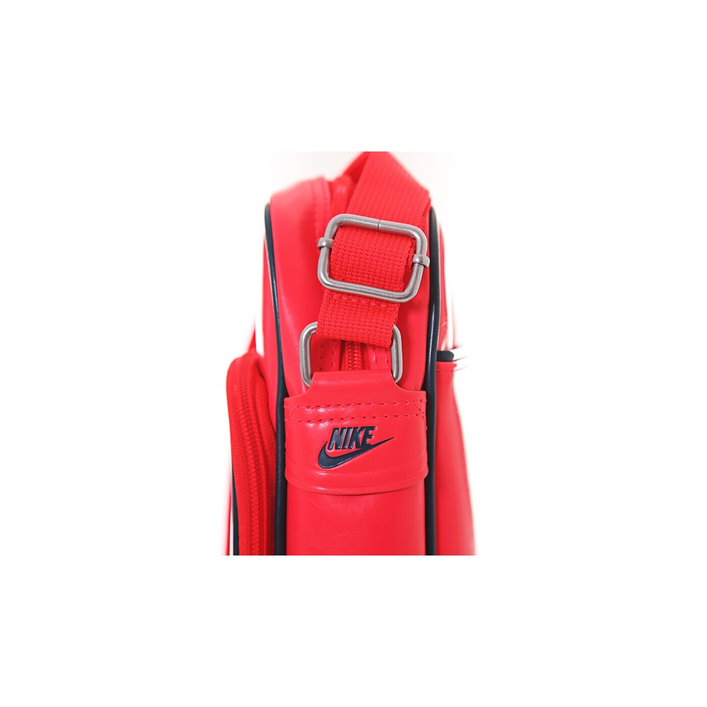 Torba sportowa damska NIKE TORBA HERITAGE SI SMALL ITEMS II ba4270633 kolor czerwony