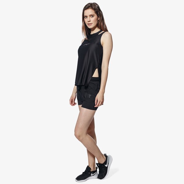 Spodenki damskie UMBRO SZORTY ACTIVITY ul18szd11001 kolor czarny