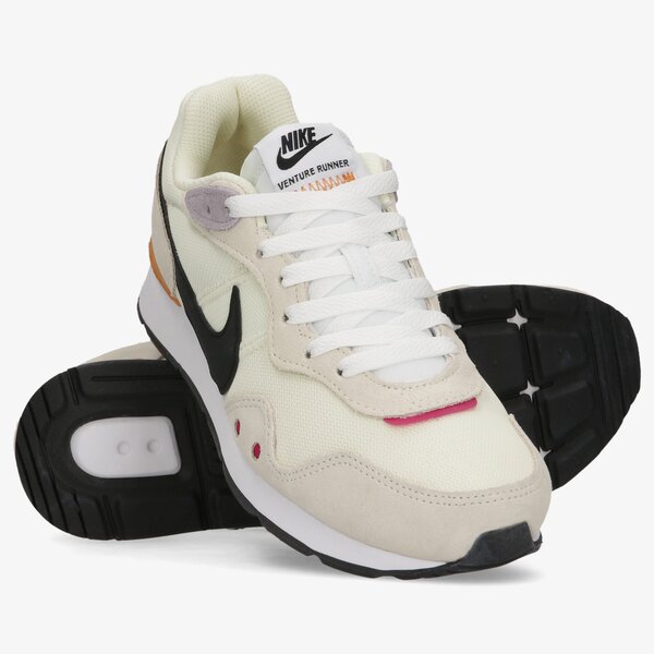 Buty sportowe damskie NIKE VENTURE RUNNER ck2948-107 kolor beżowy