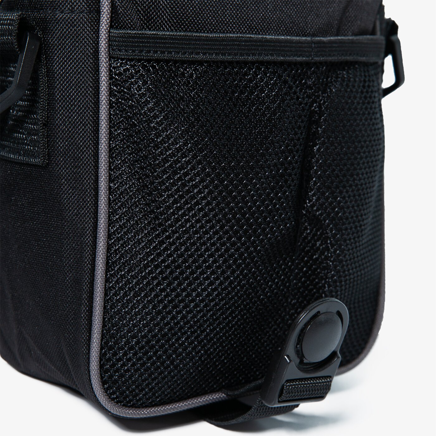 Torba sportowa damska LOTTO TOREBKA MINIPOSTM TEAM II l53097-1hz kolor czarny