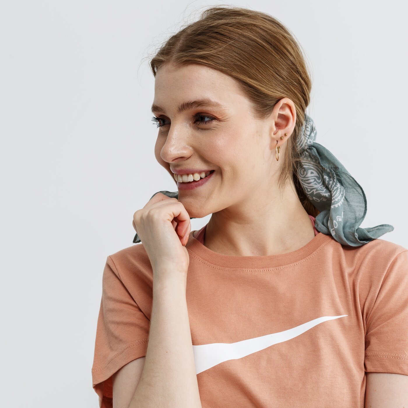 Koszulka damska NIKE T-SHIRT SS W NSW SWOOSH ar5360-605 kolor różowy