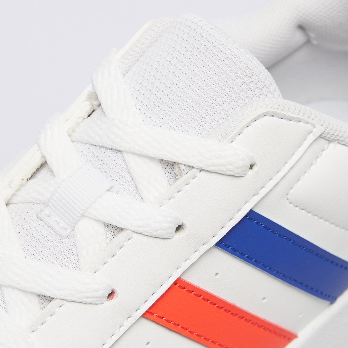 Buty dziecięce ADIDAS BREAKNET 2.0 K hp8957 kolor biały