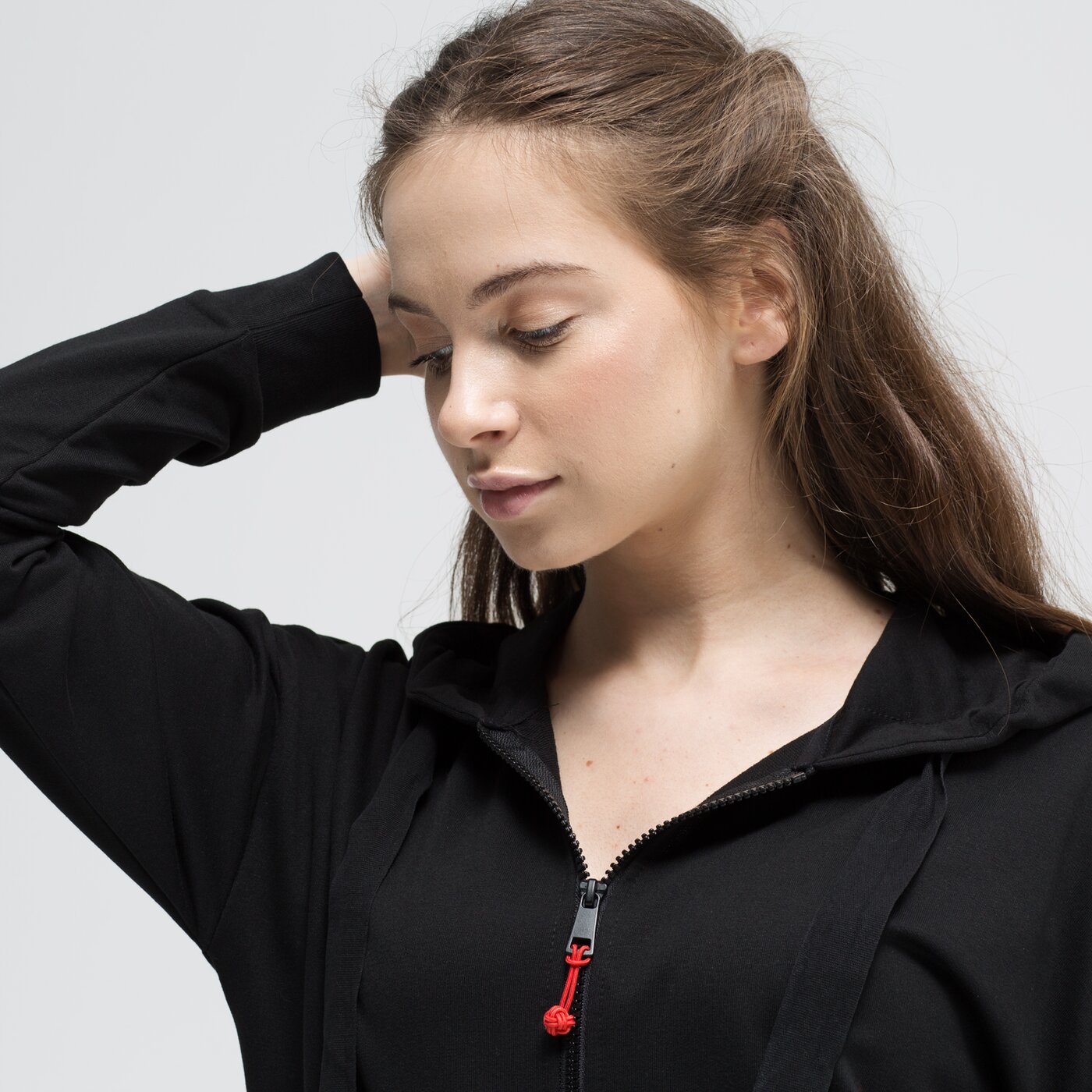 Bluza damska UMBRO BLUZA ROZPINANA Z KAPTUREM RETASO ul39bld06001 kolor czarny