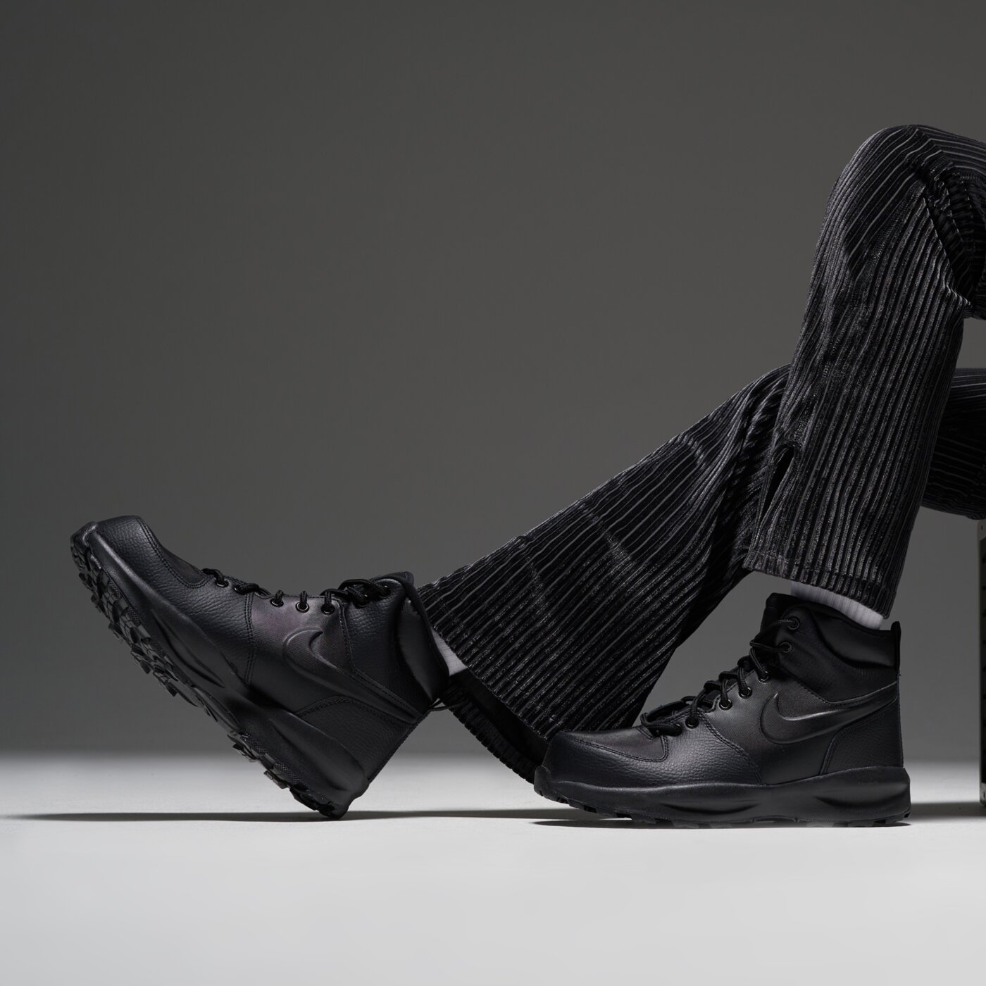 Buty trekkingowe dla dzieci NIKE MANOA LTR hf0750-001 kolor czarny