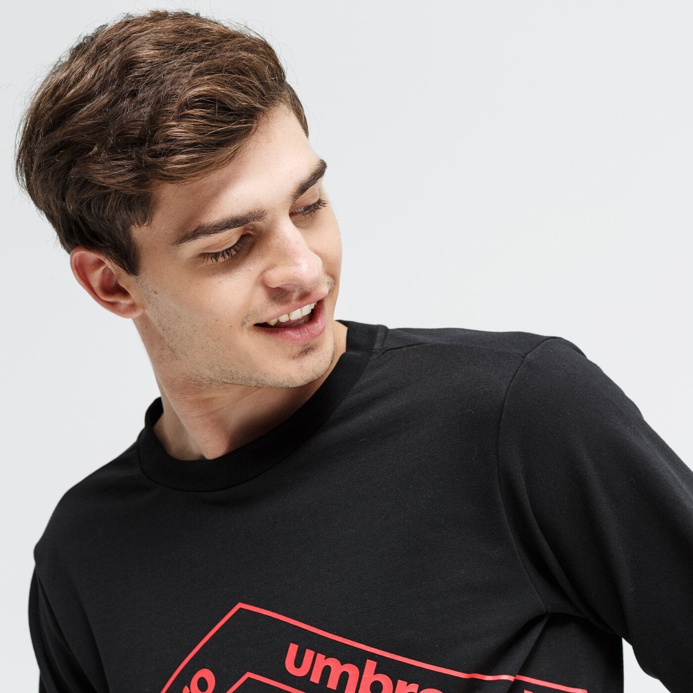 Bluza męska UMBRO BLUZA SYVARI ul39blm21002 kolor czarny