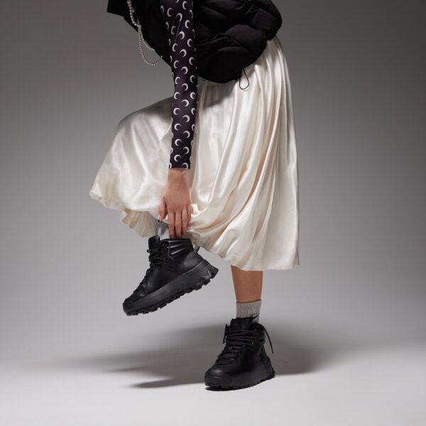 Buty sportowe damskie NIKE CITY CLASSIC BOOT PRM WP fz8629-001 kolor czarny