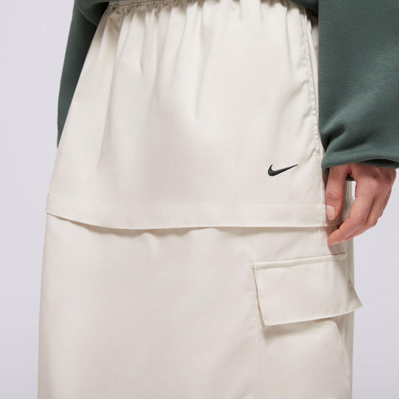 Sukienka damska NIKE SPÓDNICZKA W NSW ESSTL WVN MR CGO MDI SKT fv7503-104 kolor beżowy