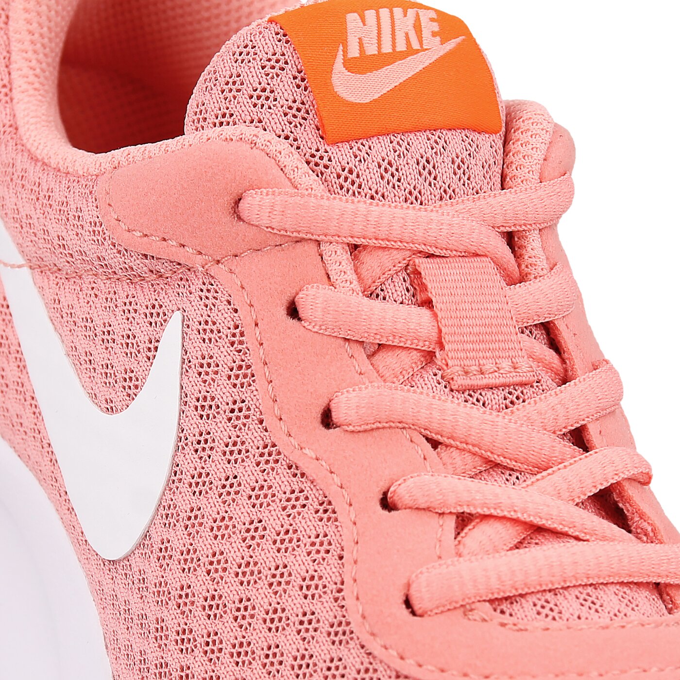 Buty sportowe damskie NIKE WMNS TANJUN 812655600 kolor różowy