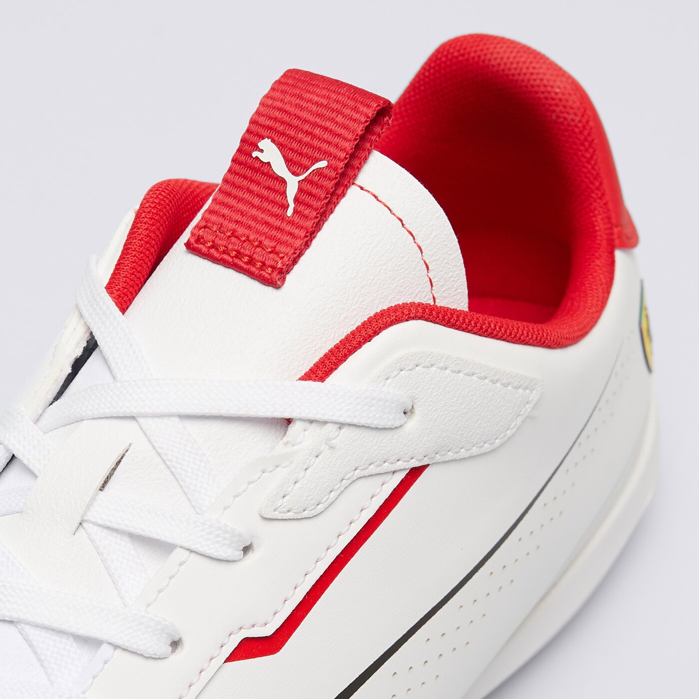 Buty sportowe męskie PUMA FERRARI NEO CAT 3.0 30908202 kolor biały