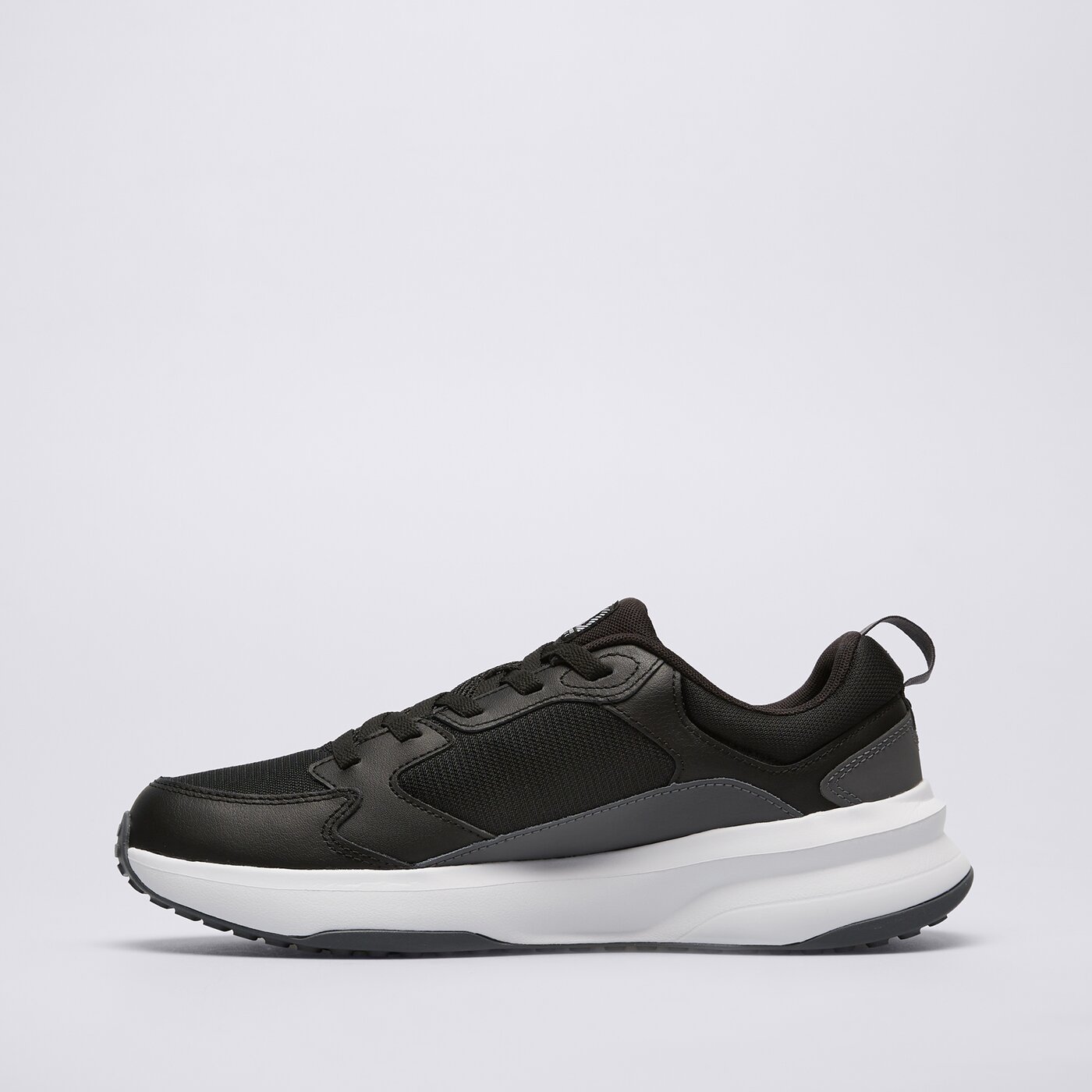 Buty treningowe męskie UNDER ARMOUR CHARGED EDGE 3026727003 kolor czarny