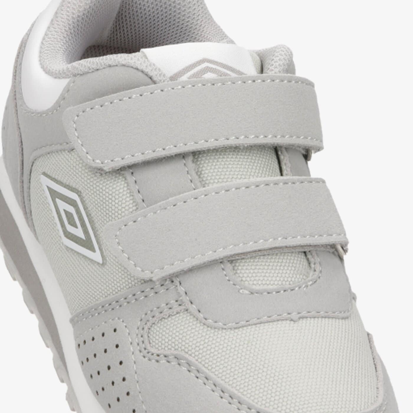 Buty dziecięce UMBRO FOLLOW INF III umjil122002 kolor szary
