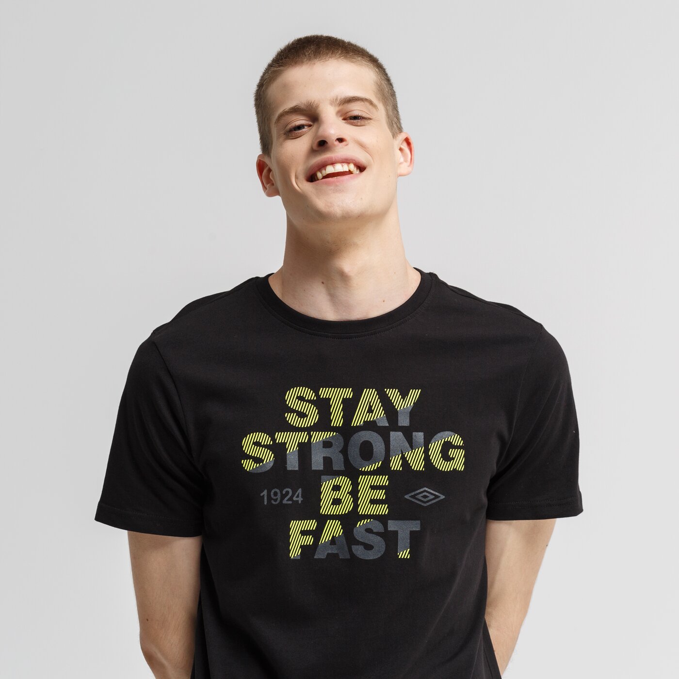 Koszulka męska UMBRO T-SHIRT WINSTON ul39tsm03001 kolor czarny