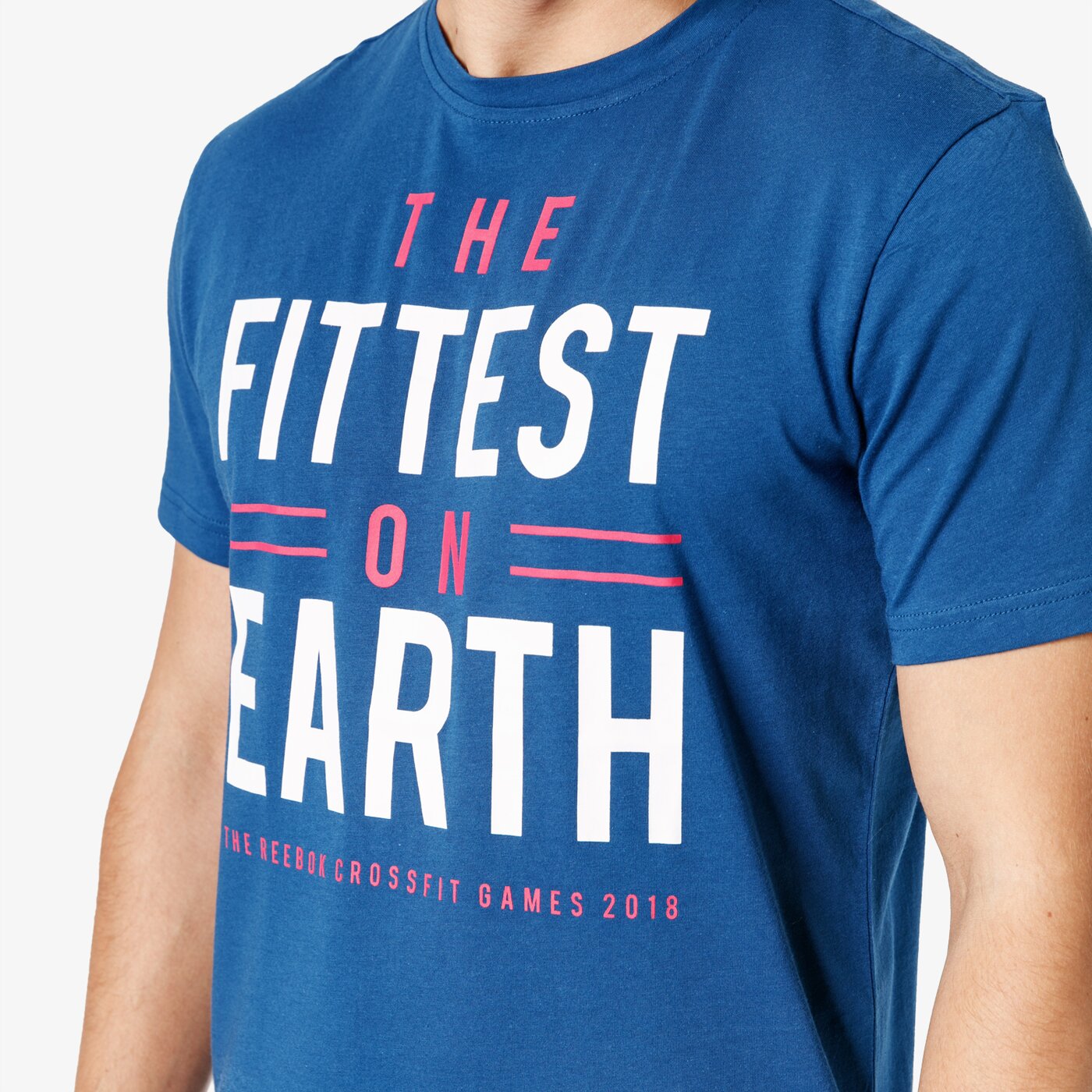 Koszulka męska REEBOK T-SHIRT SS CF GAMES FITTEST ON EARTH dn2391 kolor granatowy