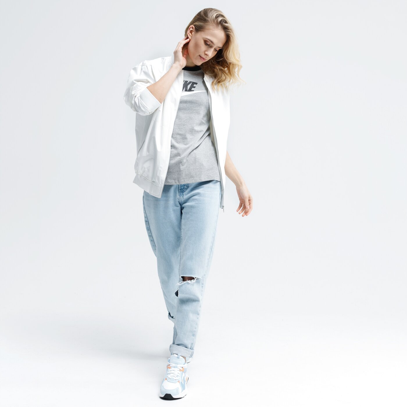 Koszulka damska NIKE T-SHIRT W NSW FUTURA RINGE ci9374-063 kolor szary