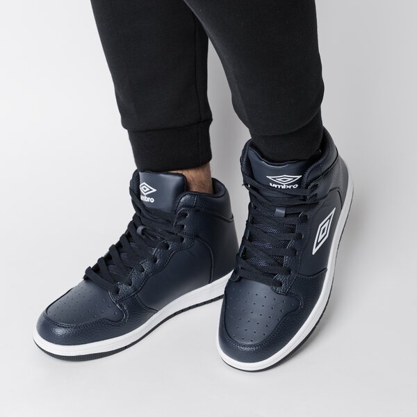 Buty sportowe męskie UMBRO ALAR ummd217008 kolor granatowy