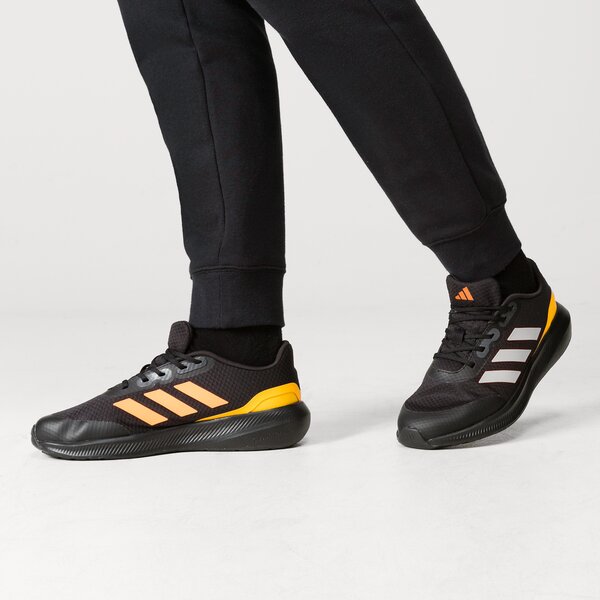 Buty do biegania dla dzieci ADIDAS RUNFALCON 3.0 K hp5839 kolor czarny