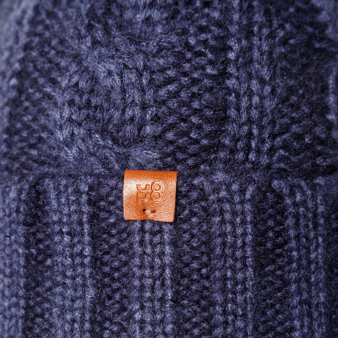 Czapka zimowa damska UP8 CZAPKA LLATA up321hat92002 kolor granatowy