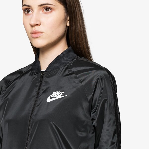 Bluza damska NIKE KURTKA NSW AV15 JKT WVN 829725010 kolor czarny