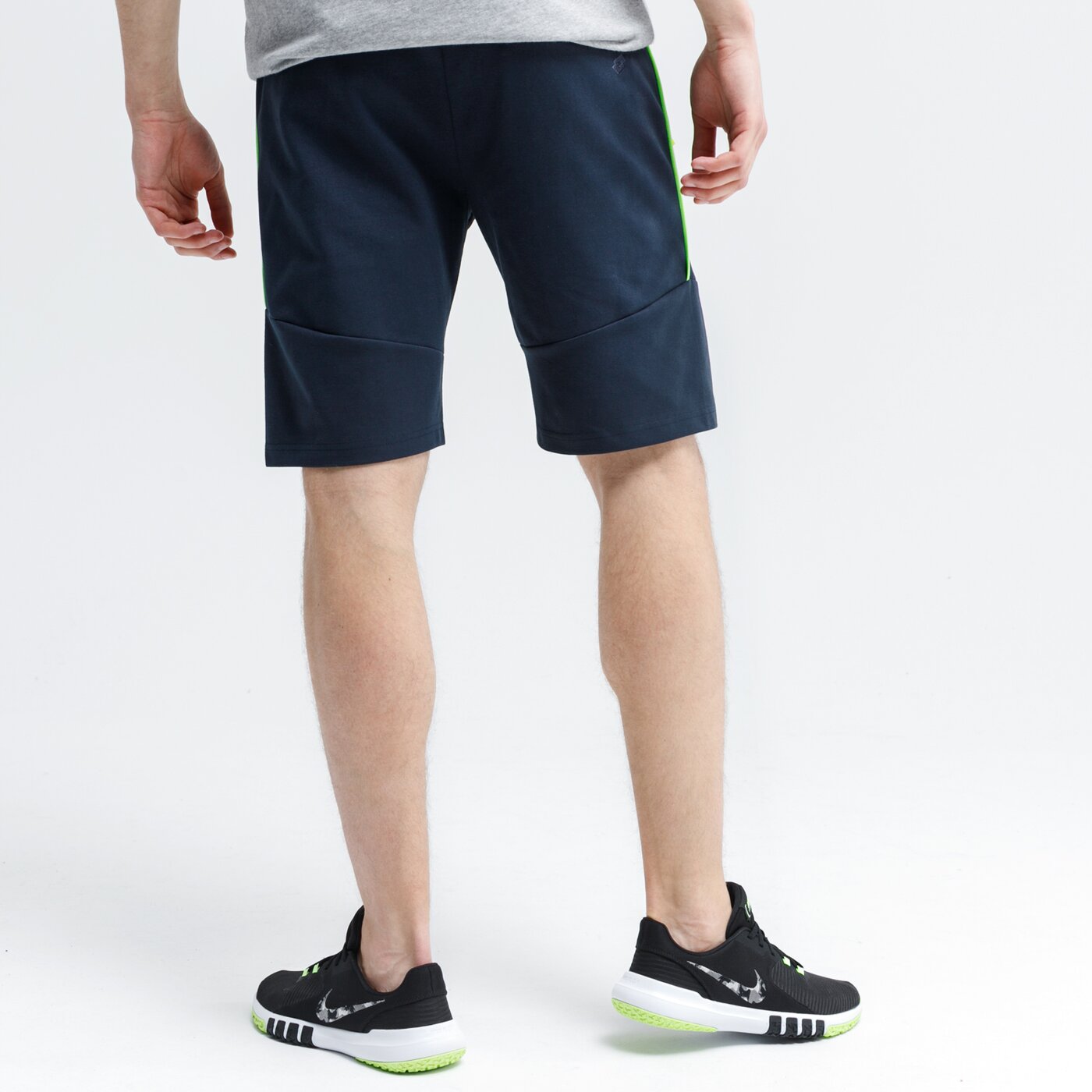 Spodenki męskie LOTTO SZORTY ELINO lo120szm13003 kolor granatowy